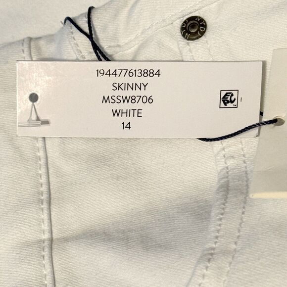 NYDJ Ami Skinny Jeans White Size 14 NWT Lift Tuck High Rise Soft - Picture 11 of 16